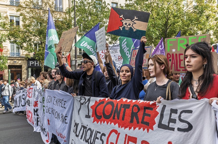 La justice frappe aux portes