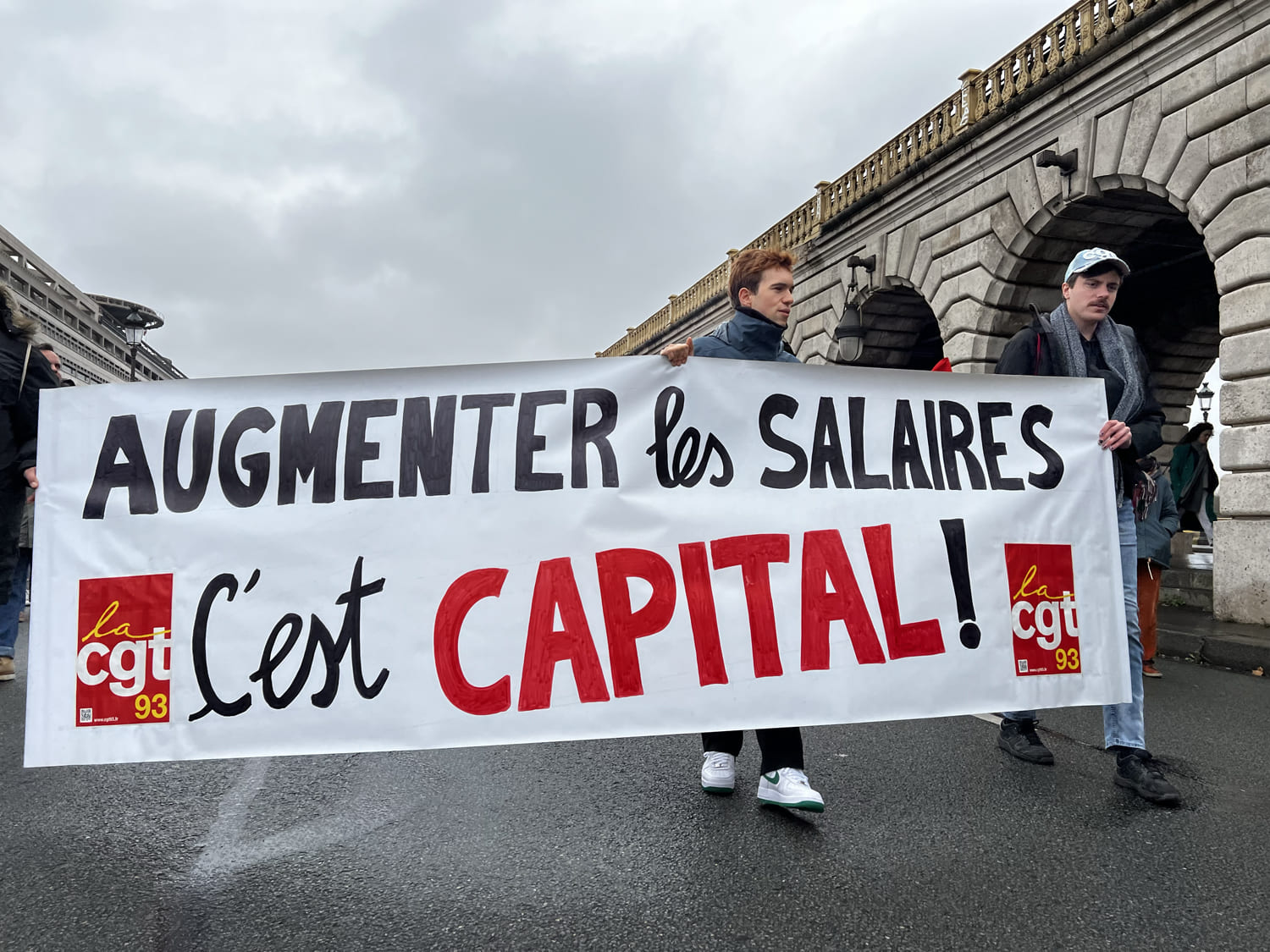 Du pouvoir, pas des prières : pour une vraie politique d’augmentation des salaires